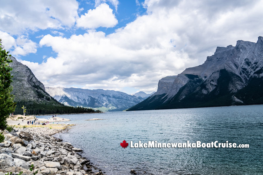 Lake Minnewanka Breathtaking Views in Banff National Park